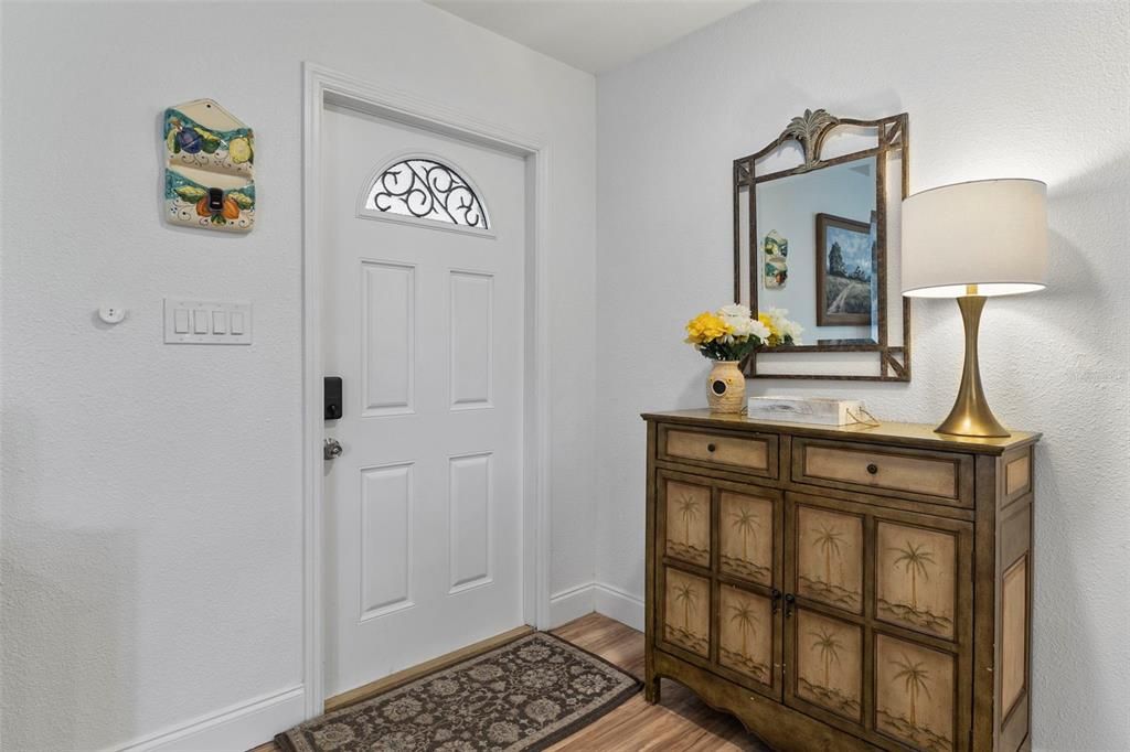 For Sale: $349,000 (2 beds, 2 baths, 1522 Square Feet)