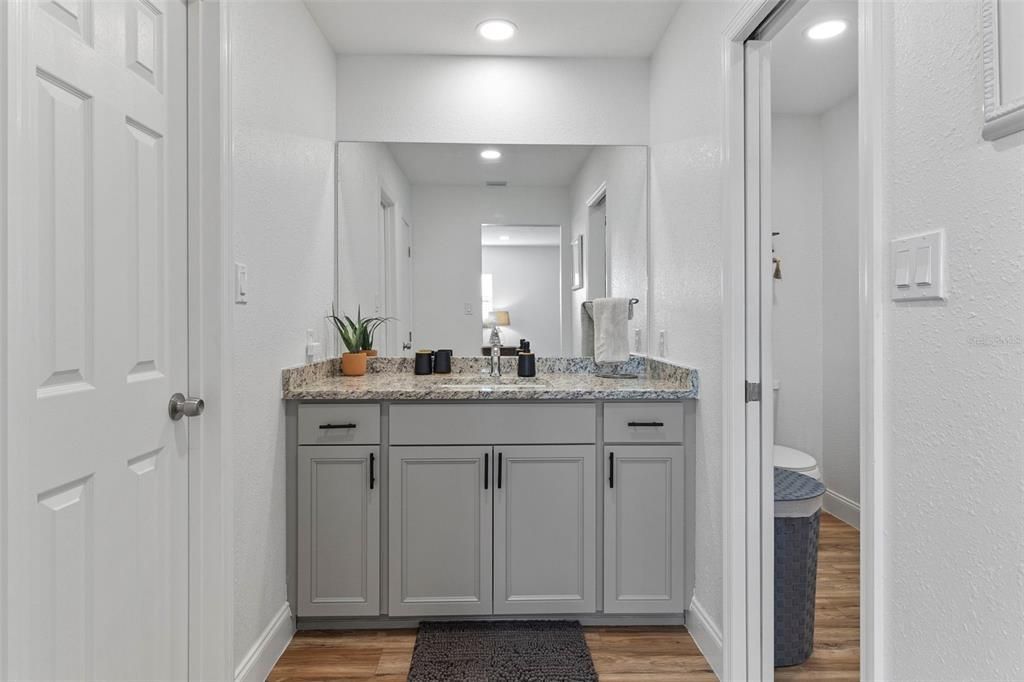For Sale: $349,000 (2 beds, 2 baths, 1522 Square Feet)