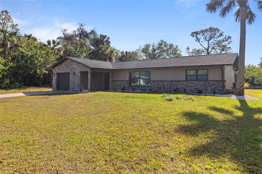 For Sale: $349,000 (2 beds, 2 baths, 1522 Square Feet)