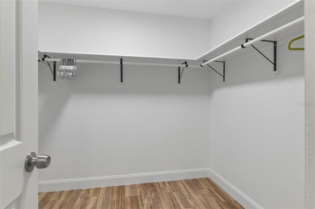 For Sale: $349,000 (2 beds, 2 baths, 1522 Square Feet)