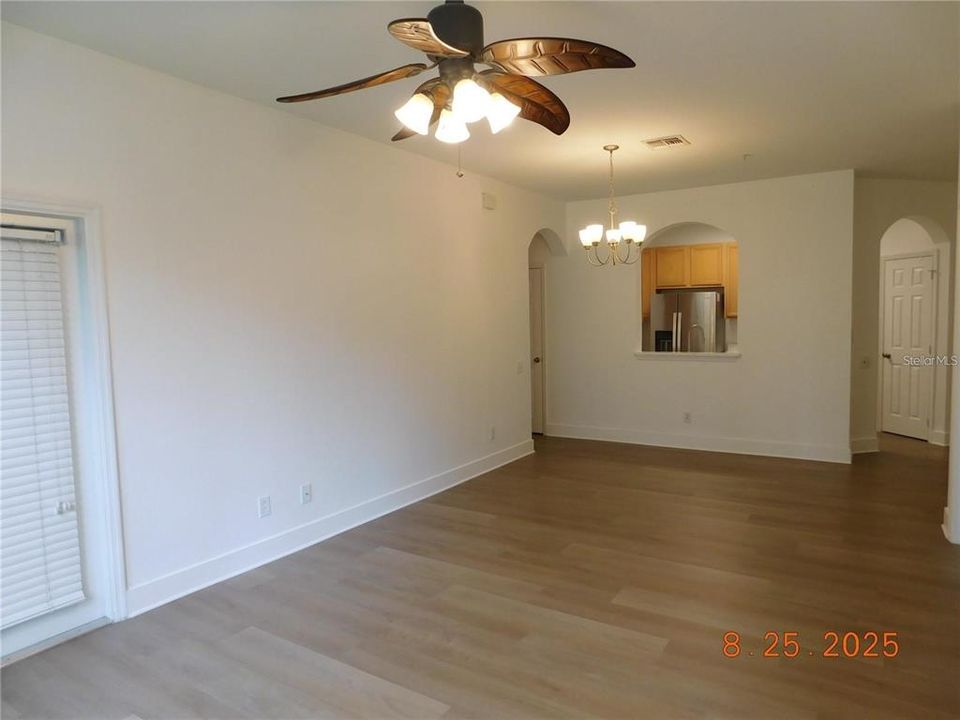 For Rent: $2,255 (3 beds, 2 baths, 1408 Square Feet)