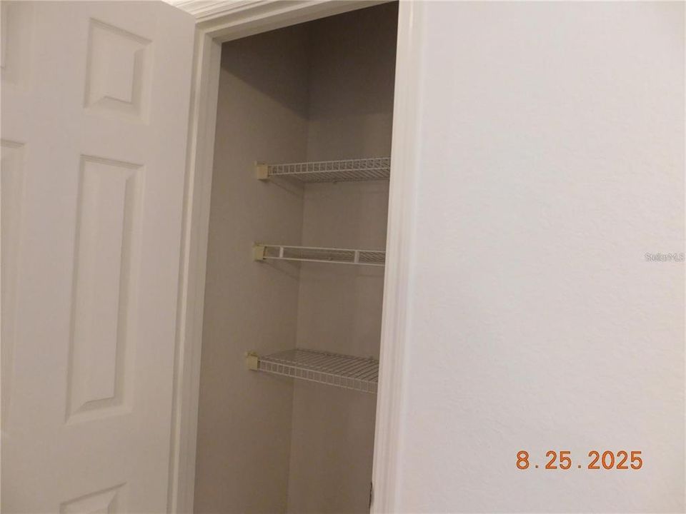 For Rent: $2,255 (3 beds, 2 baths, 1408 Square Feet)