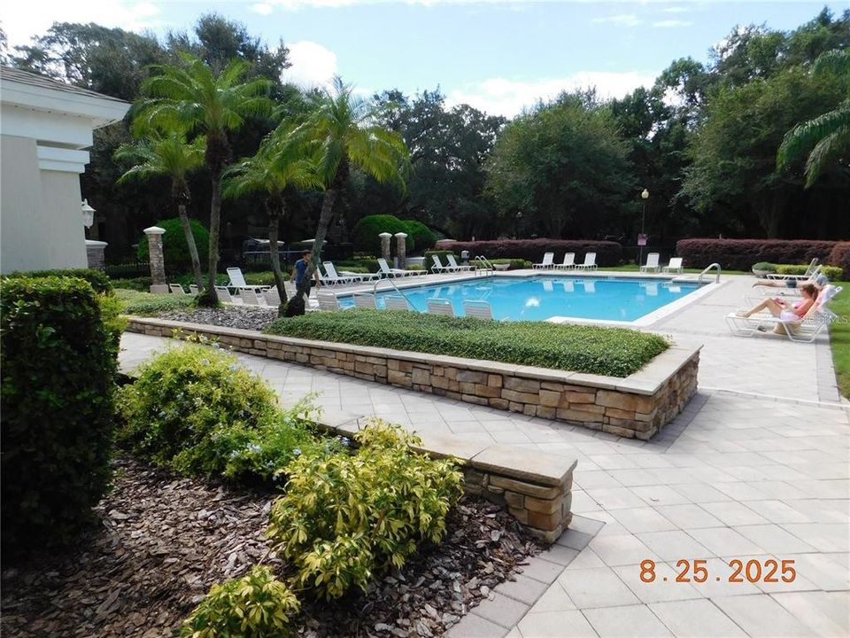 For Rent: $2,255 (3 beds, 2 baths, 1408 Square Feet)