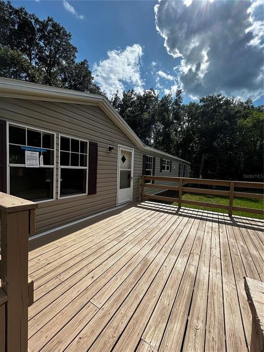En Venta: $370,000 (3 camas, 2 baños, 2052 Pies cuadrados)