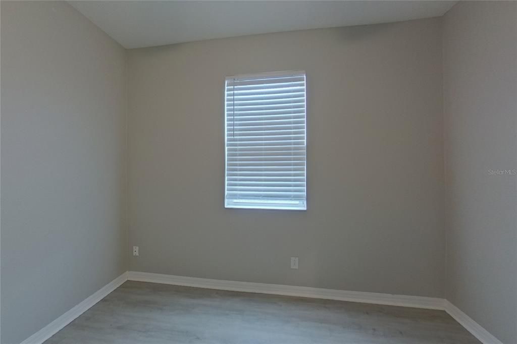 For Rent: $2,049 (3 beds, 2 baths, 1558 Square Feet)