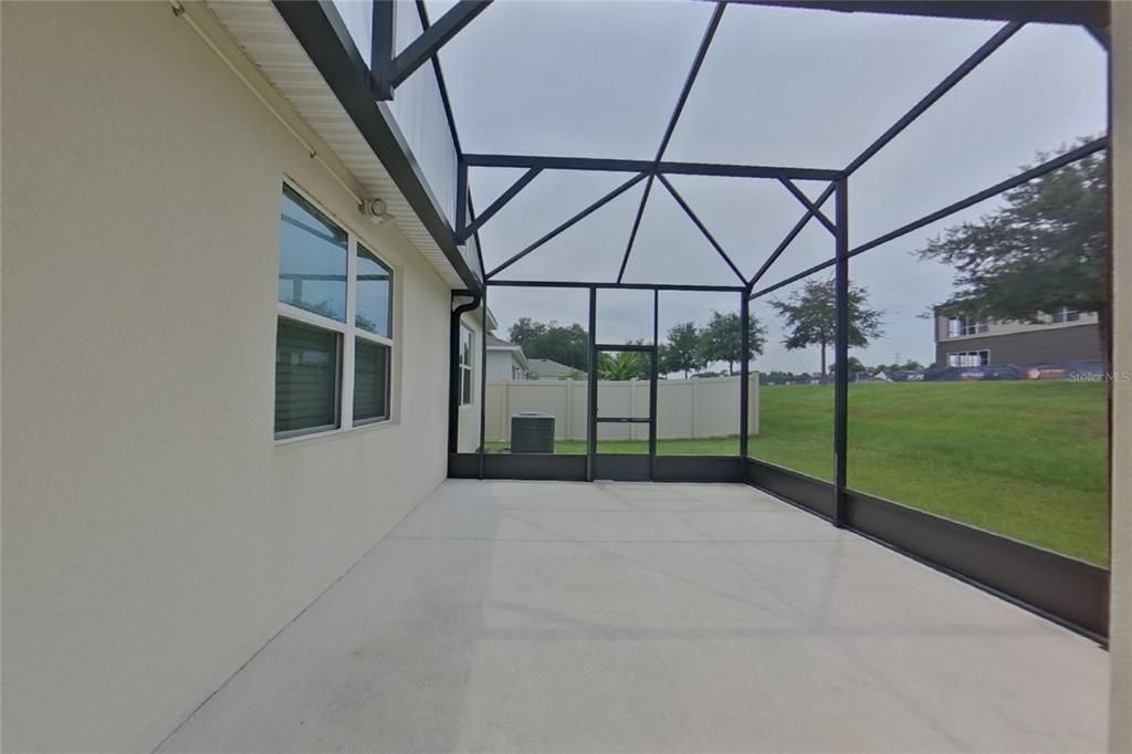 For Rent: $2,049 (3 beds, 2 baths, 1558 Square Feet)