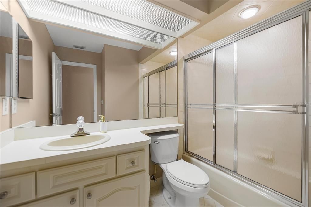 For Sale: $275,000 (3 beds, 2 baths, 1453 Square Feet)