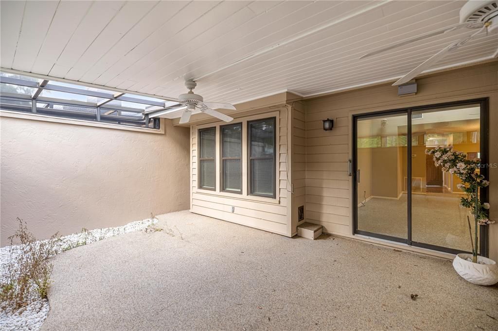 For Sale: $275,000 (3 beds, 2 baths, 1453 Square Feet)