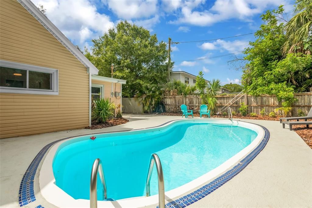 En Venta: $499,900 (4 camas, 2 baños, 2089 Pies cuadrados)