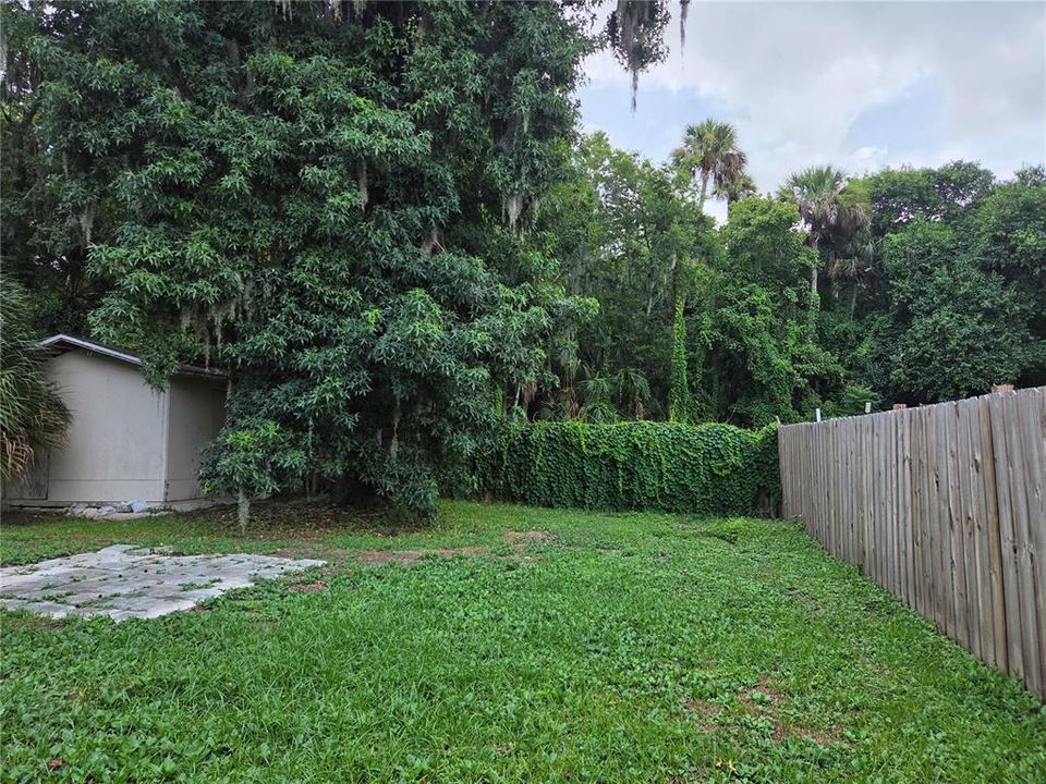 For Rent: $1,700 (3 beds, 1 baths, 980 Square Feet)