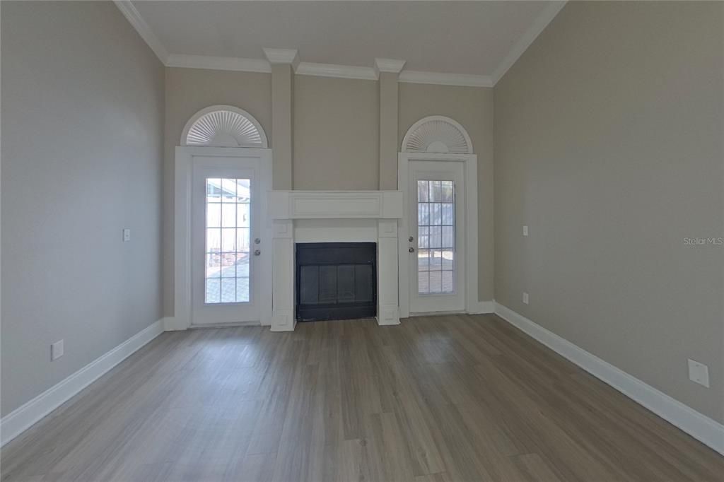 For Rent: $2,549 (3 beds, 2 baths, 1443 Square Feet)