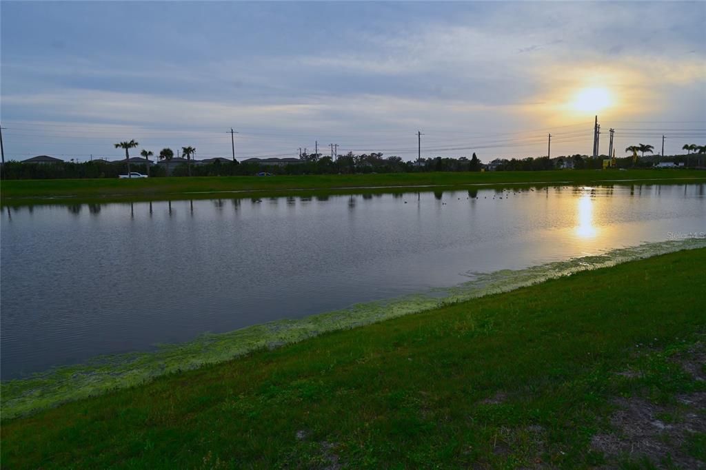 For Rent: $2,200 (3 beds, 2 baths, 1346 Square Feet)