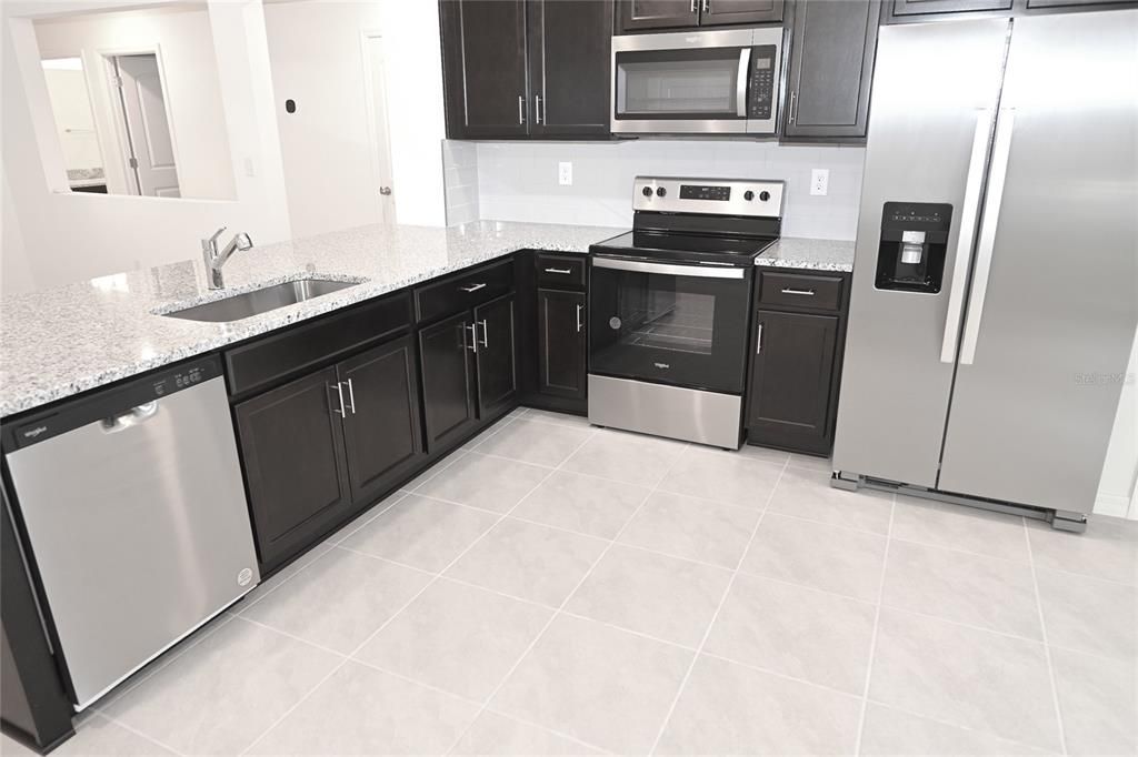 For Rent: $2,200 (3 beds, 2 baths, 1346 Square Feet)
