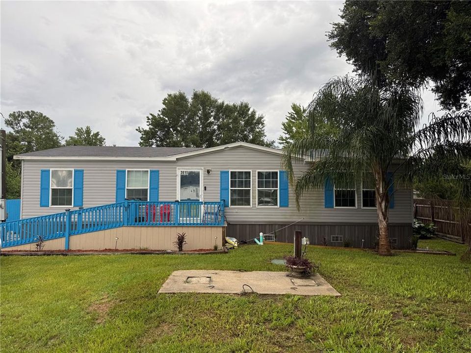For Sale: $340,000 (4 beds, 2 baths, 1560 Square Feet)