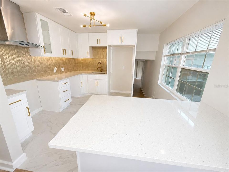 For Sale: $399,000 (4 beds, 3 baths, 2539 Square Feet)