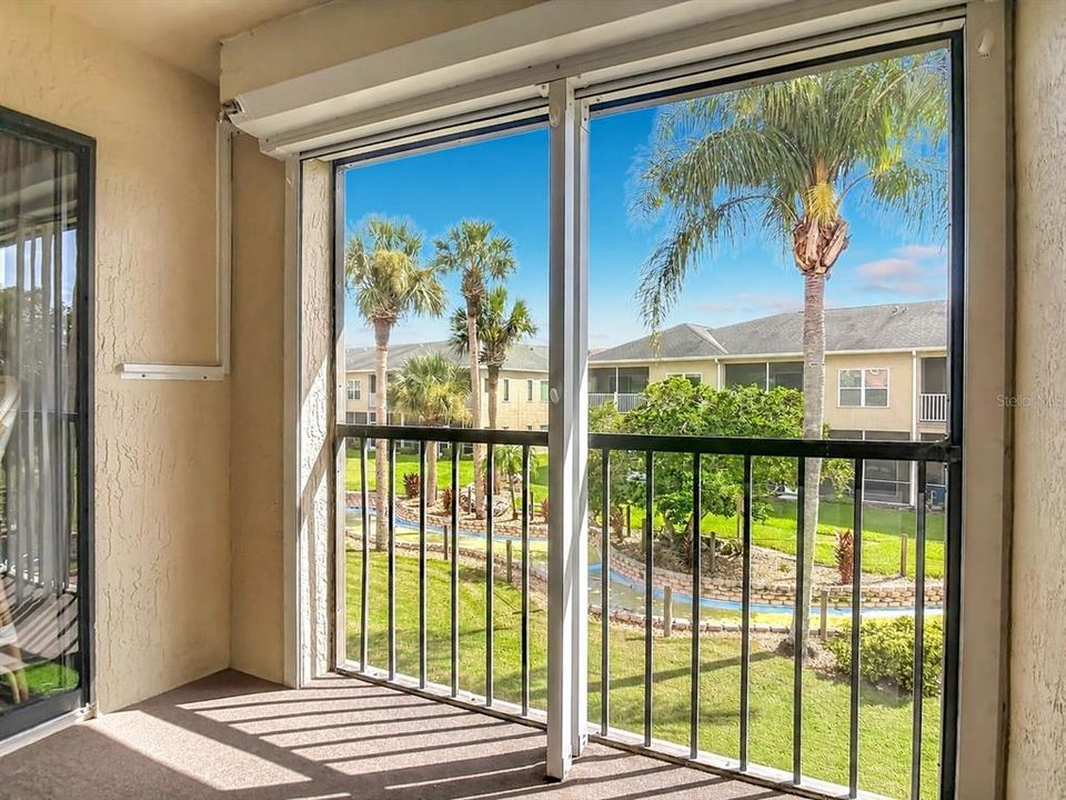 For Sale: $239,000 (1 beds, 1 baths, 820 Square Feet)