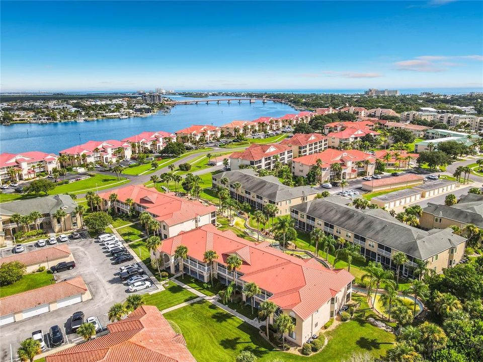 For Sale: $239,000 (1 beds, 1 baths, 820 Square Feet)