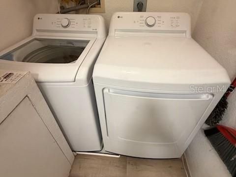 For Sale: $239,000 (1 beds, 1 baths, 820 Square Feet)
