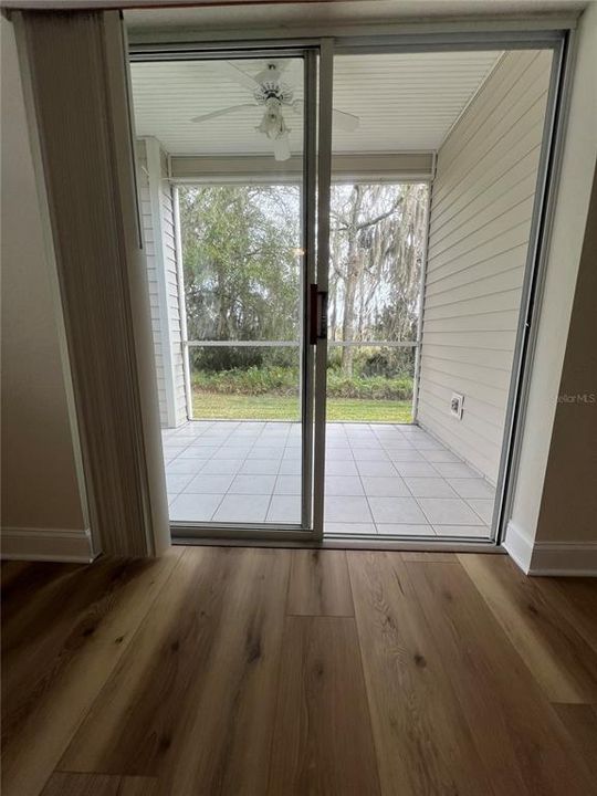 For Rent: $2,200 (2 beds, 2 baths, 1233 Square Feet)
