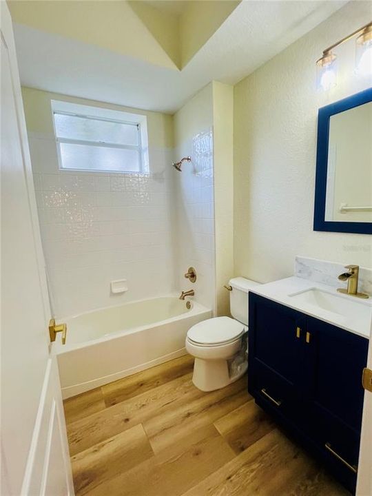 For Rent: $2,200 (2 beds, 2 baths, 1233 Square Feet)
