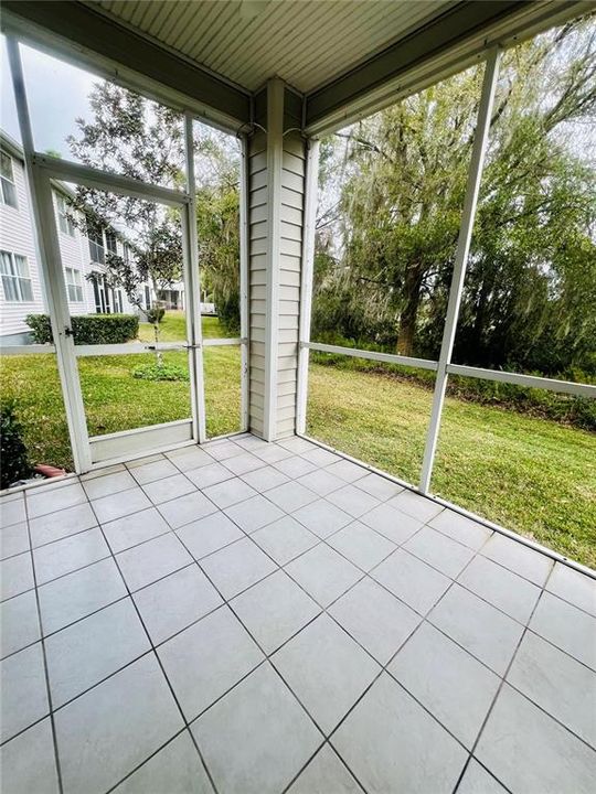 For Rent: $2,200 (2 beds, 2 baths, 1233 Square Feet)