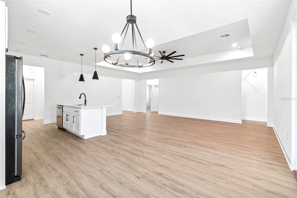 En Venta: $499,999 (4 camas, 3 baños, 2088 Pies cuadrados)