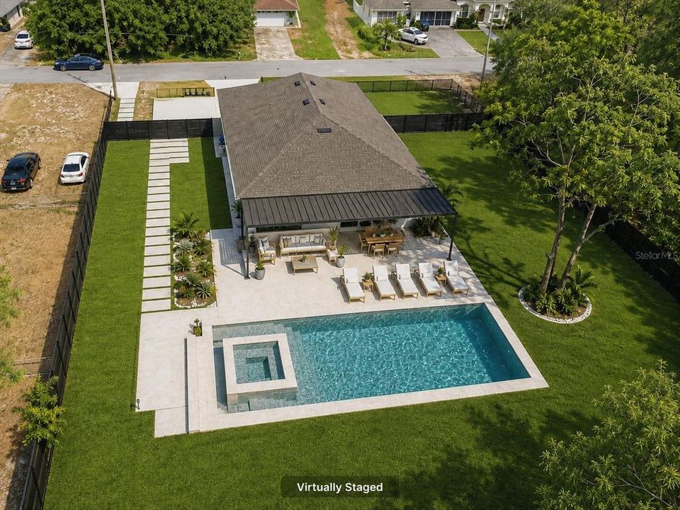 En Venta: $499,999 (4 camas, 3 baños, 2088 Pies cuadrados)
