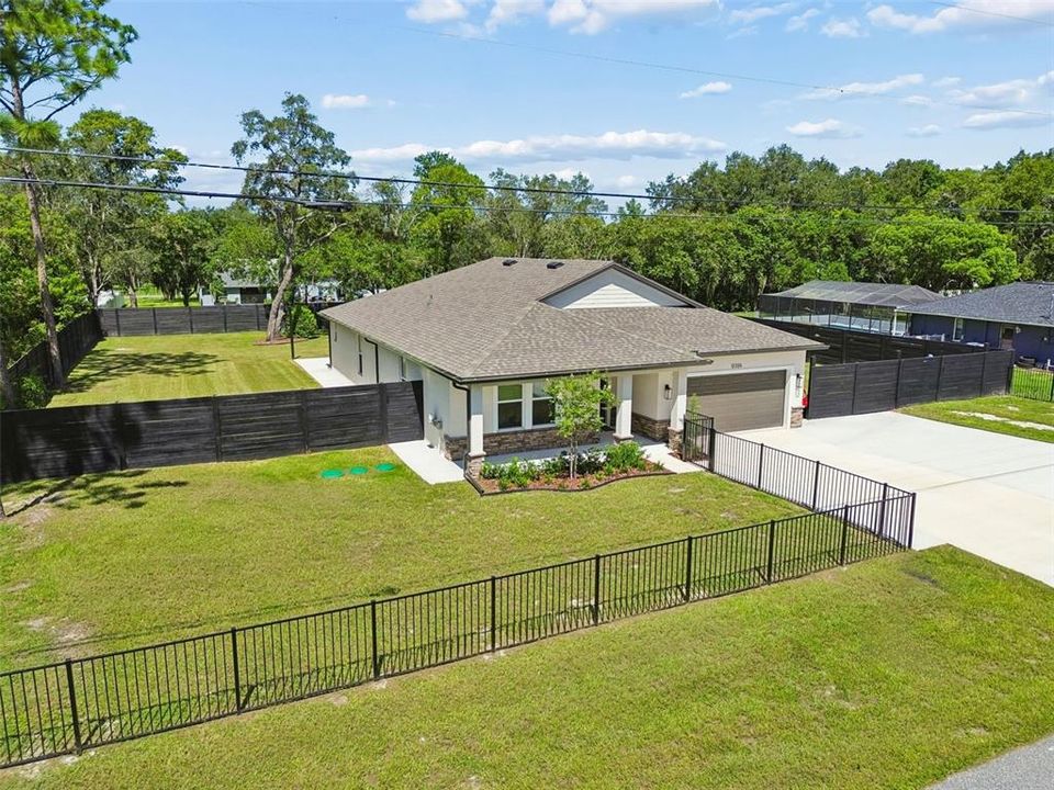 En Venta: $499,999 (4 camas, 3 baños, 2088 Pies cuadrados)