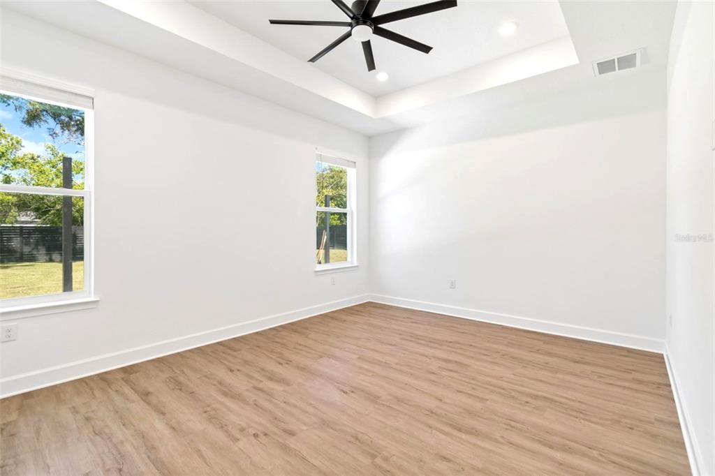 En Venta: $499,999 (4 camas, 3 baños, 2088 Pies cuadrados)