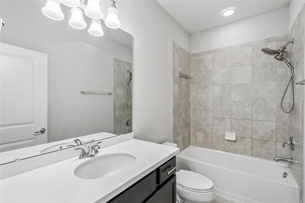 For Rent: $2,850 (3 beds, 4 baths, 2198 Square Feet)