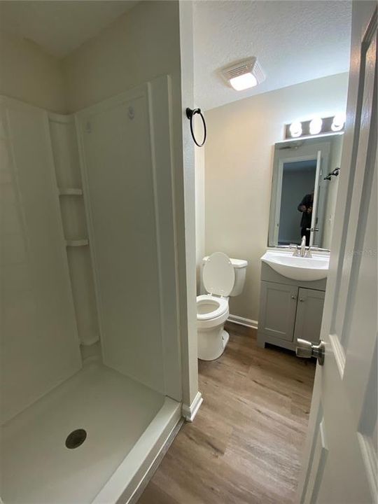 For Rent: $1,900 (3 beds, 2 baths, 1480 Square Feet)