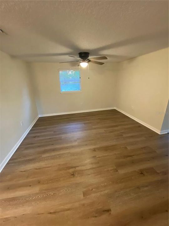For Rent: $1,900 (3 beds, 2 baths, 1480 Square Feet)
