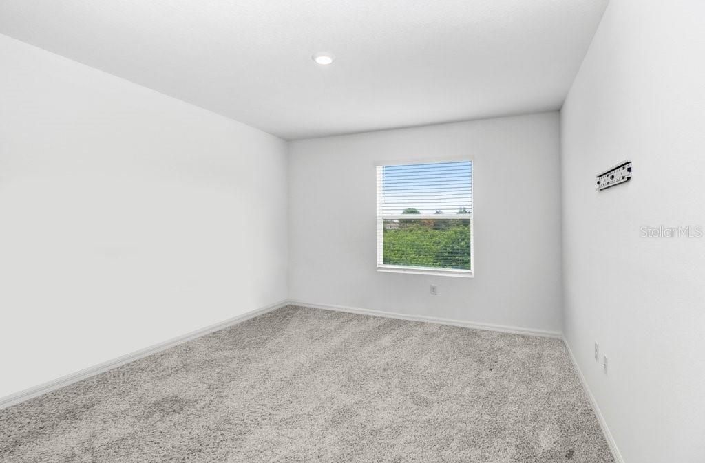 For Sale: $310,000 (3 beds, 2 baths, 1802 Square Feet)