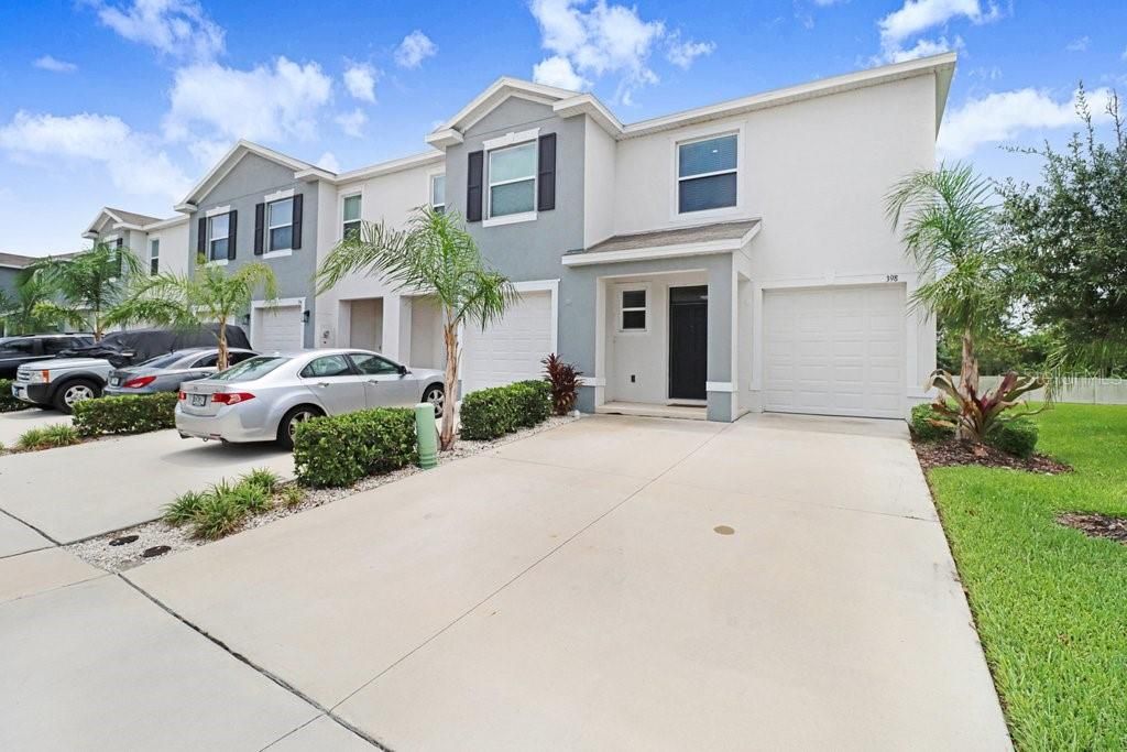 For Sale: $310,000 (3 beds, 2 baths, 1802 Square Feet)