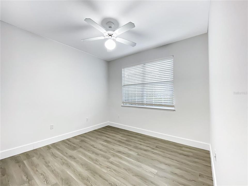 For Sale: $325,000 (3 beds, 2 baths, 1195 Square Feet)