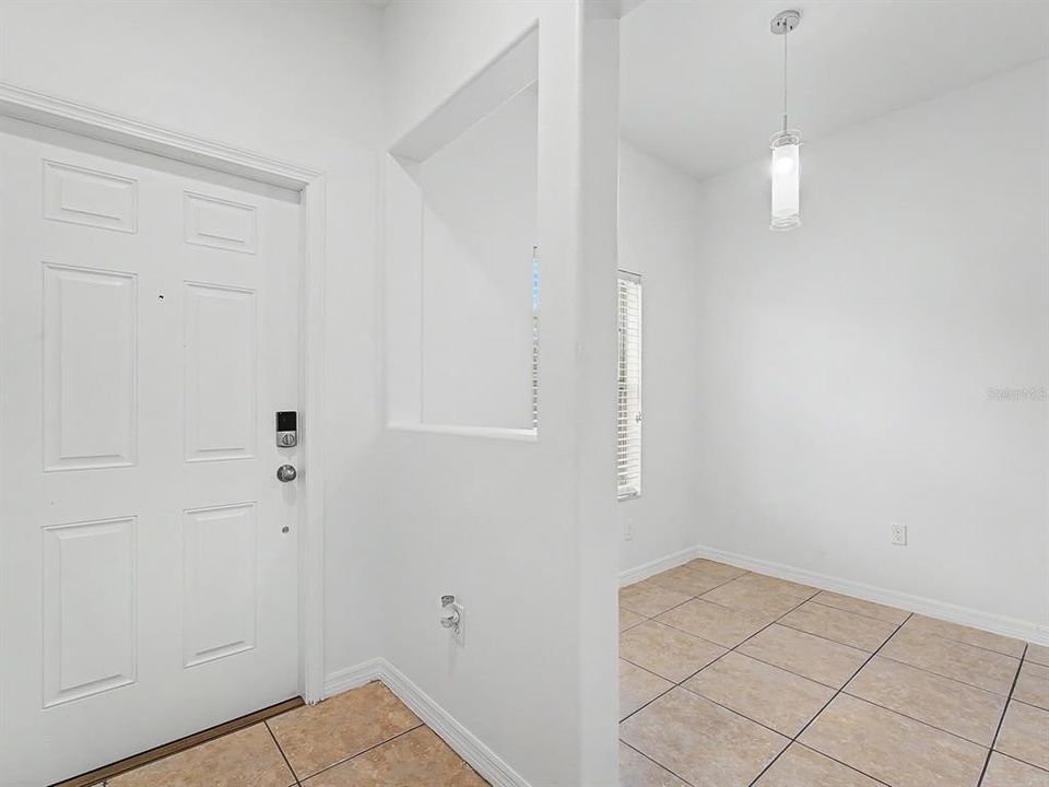 For Rent: $1,700 (2 beds, 2 baths, 1088 Square Feet)
