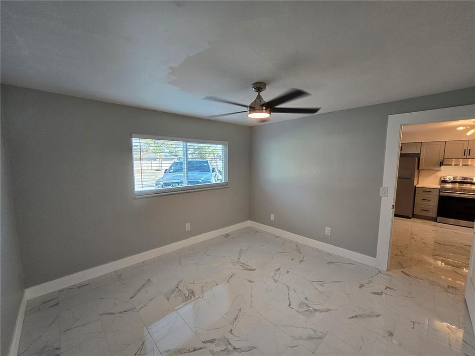 For Rent: $1,900 (3 beds, 2 baths, 1020 Square Feet)