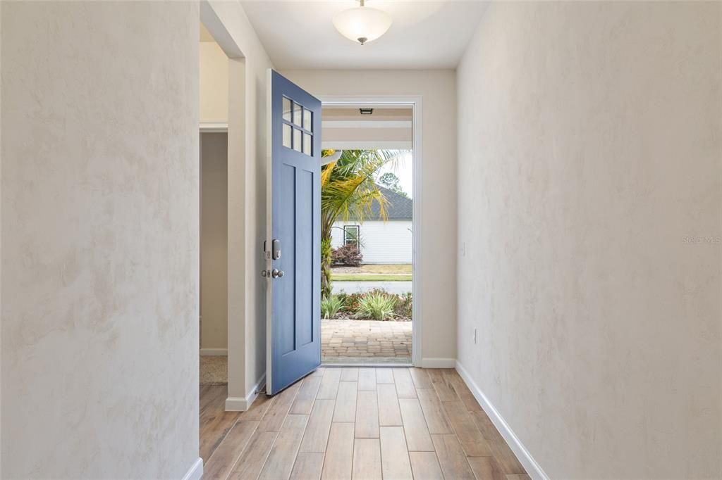 For Sale: $379,999 (3 beds, 2 baths, 1680 Square Feet)