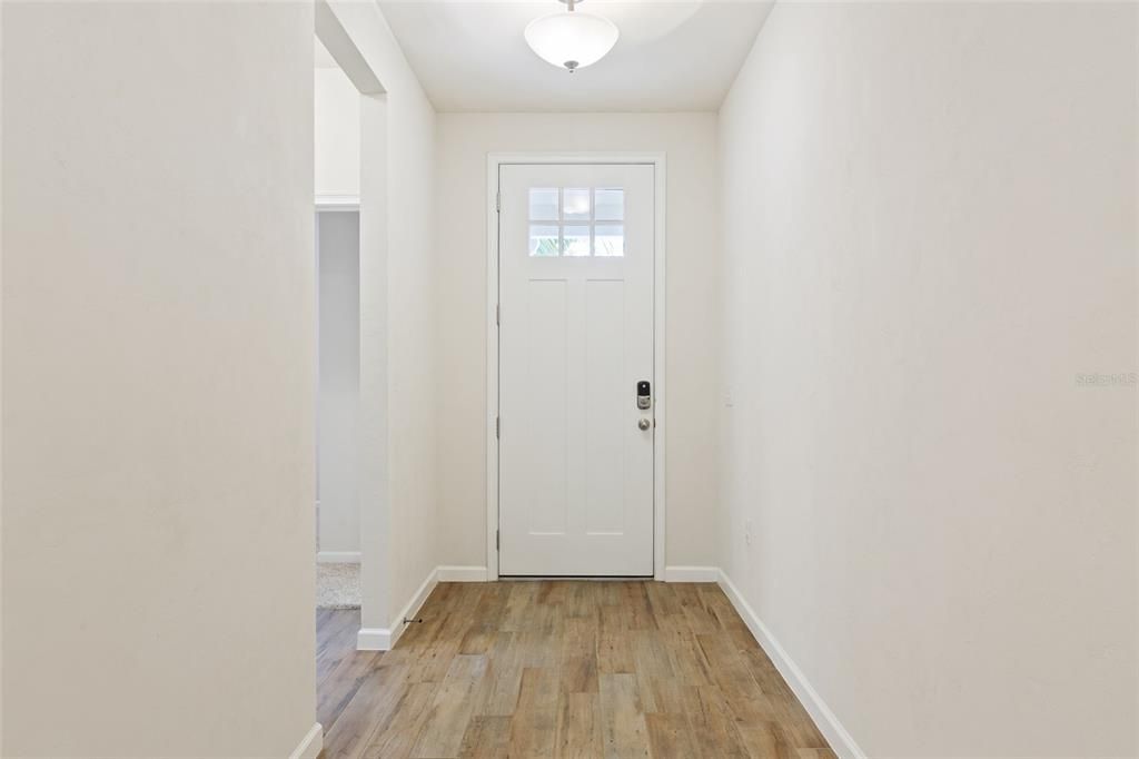 For Sale: $379,999 (3 beds, 2 baths, 1680 Square Feet)