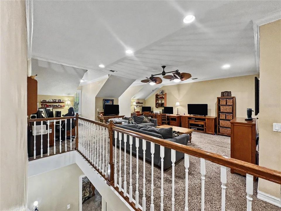 For Sale: $949,000 (4 beds, 3 baths, 2816 Square Feet)