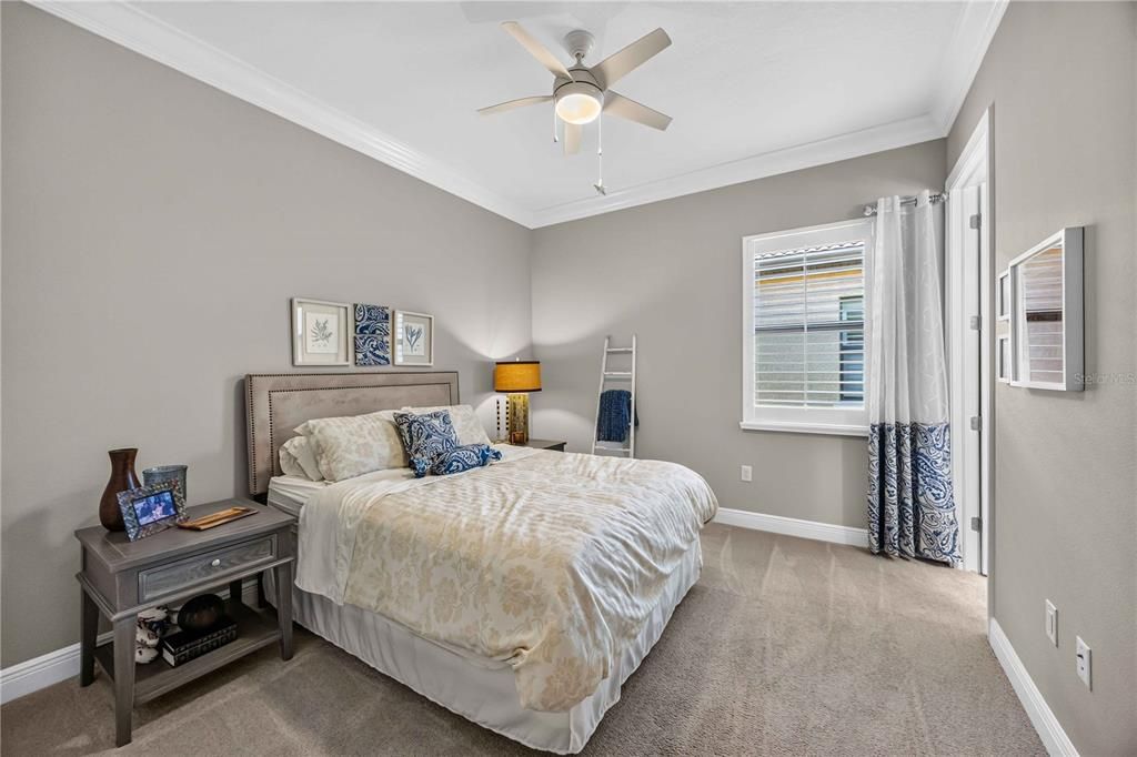 For Sale: $885,000 (3 beds, 3 baths, 2386 Square Feet)