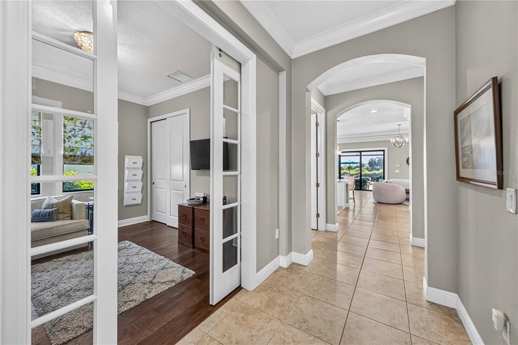 For Sale: $885,000 (3 beds, 3 baths, 2386 Square Feet)