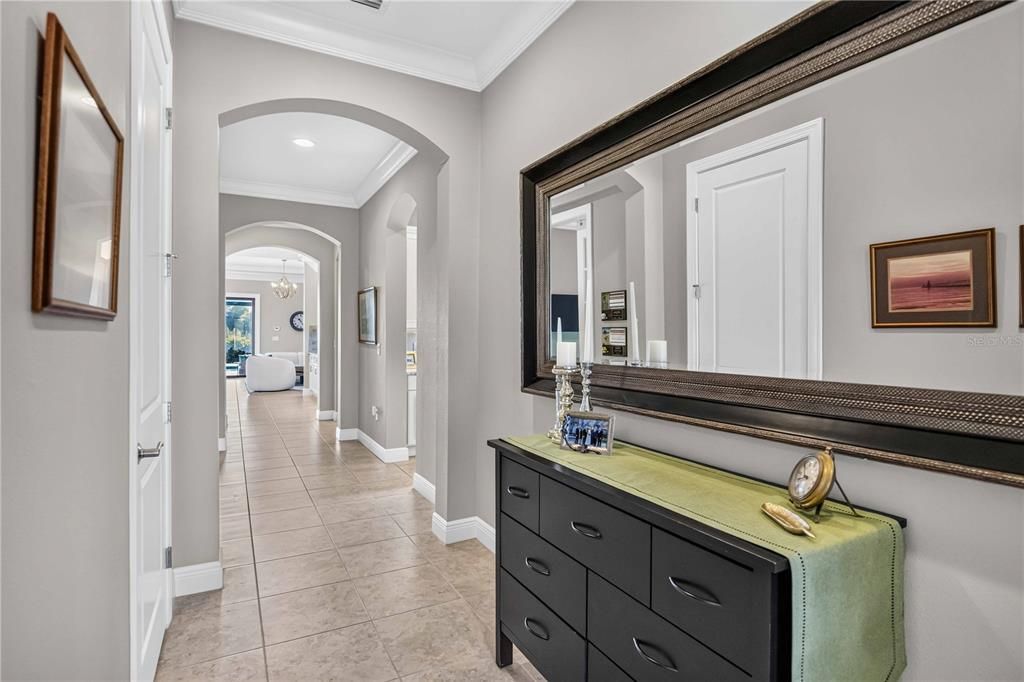For Sale: $885,000 (3 beds, 3 baths, 2386 Square Feet)