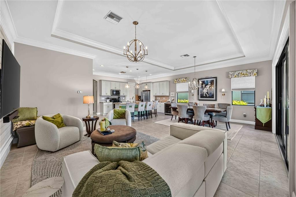 For Sale: $885,000 (3 beds, 3 baths, 2386 Square Feet)