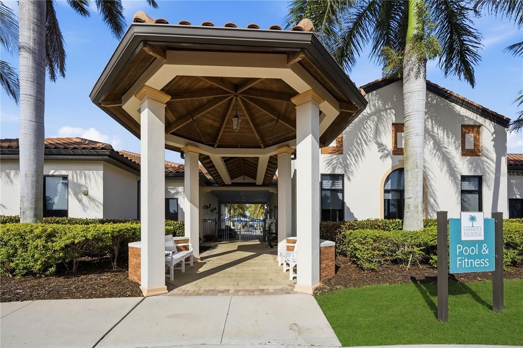 For Sale: $885,000 (3 beds, 3 baths, 2386 Square Feet)