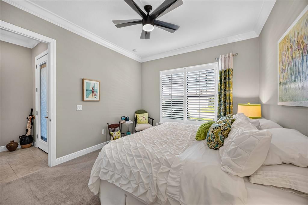 For Sale: $885,000 (3 beds, 3 baths, 2386 Square Feet)