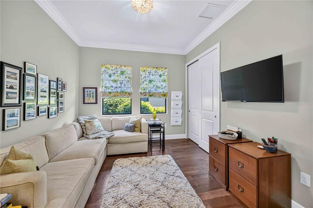 For Sale: $885,000 (3 beds, 3 baths, 2386 Square Feet)