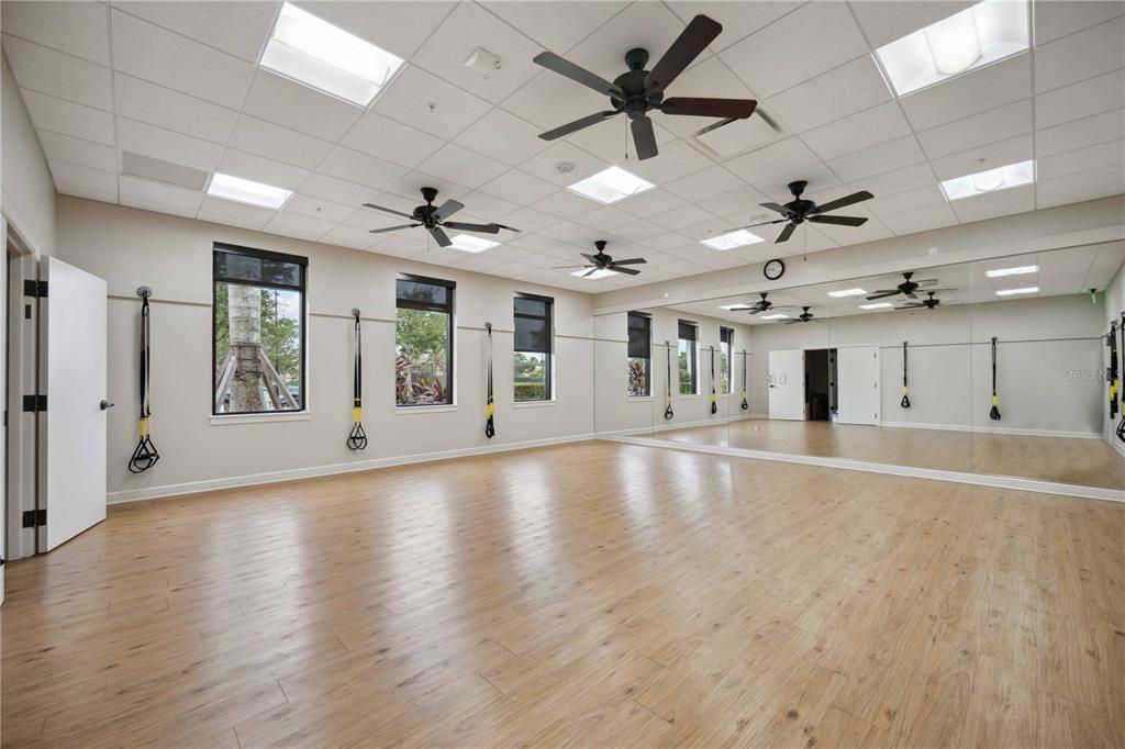 For Sale: $885,000 (3 beds, 3 baths, 2386 Square Feet)