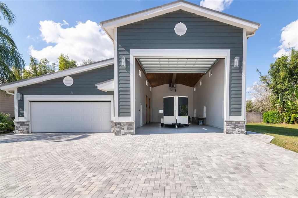 На продажу: $699,900 (0 спален, 1 ванн, 2020 Квадратных фут)