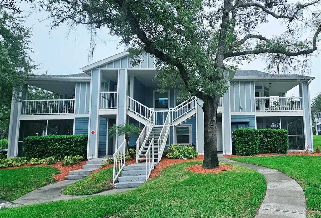 For Rent: $1,400 (1 beds, 1 baths, 674 Square Feet)